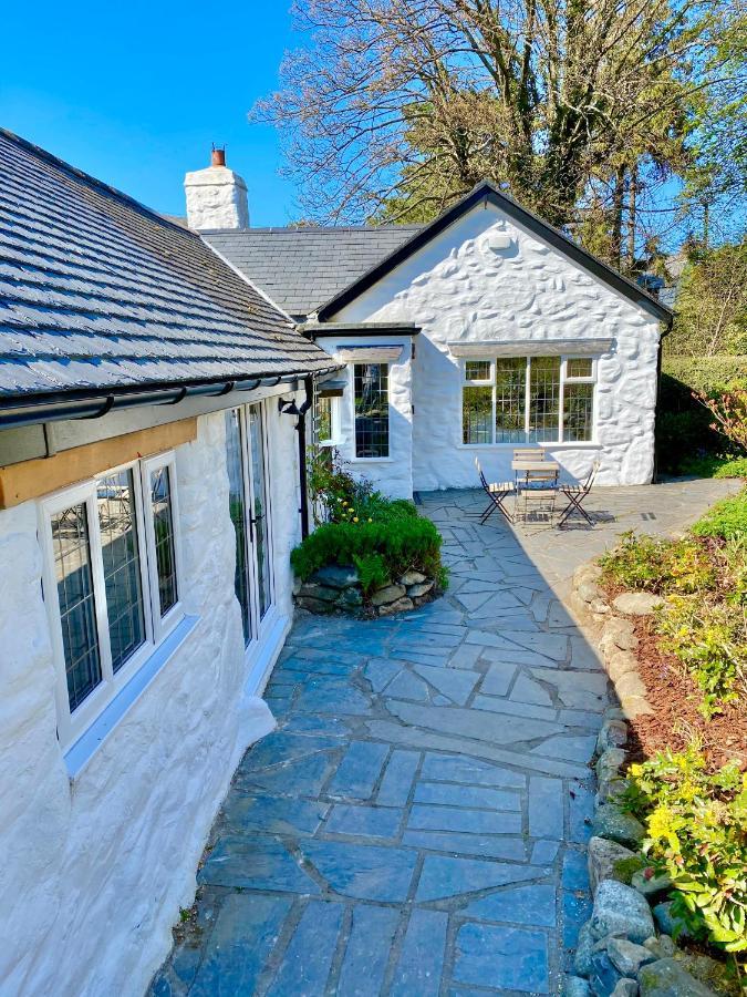 Beautiful Ancient Stone Cottage, Local Walks & Pub! Conwy Eksteriør bilde