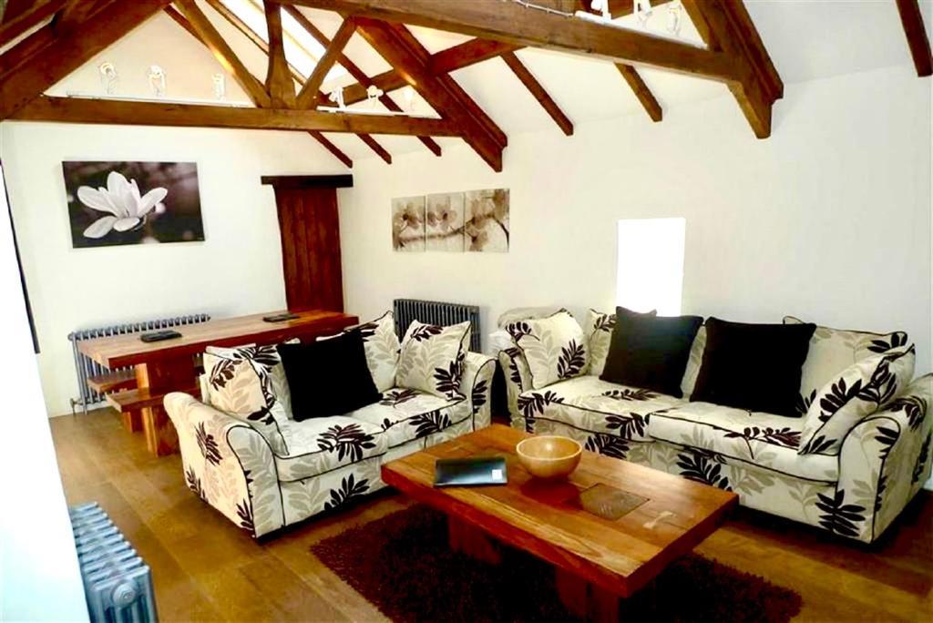 Beautiful Ancient Stone Cottage, Local Walks & Pub! Conwy Eksteriør bilde